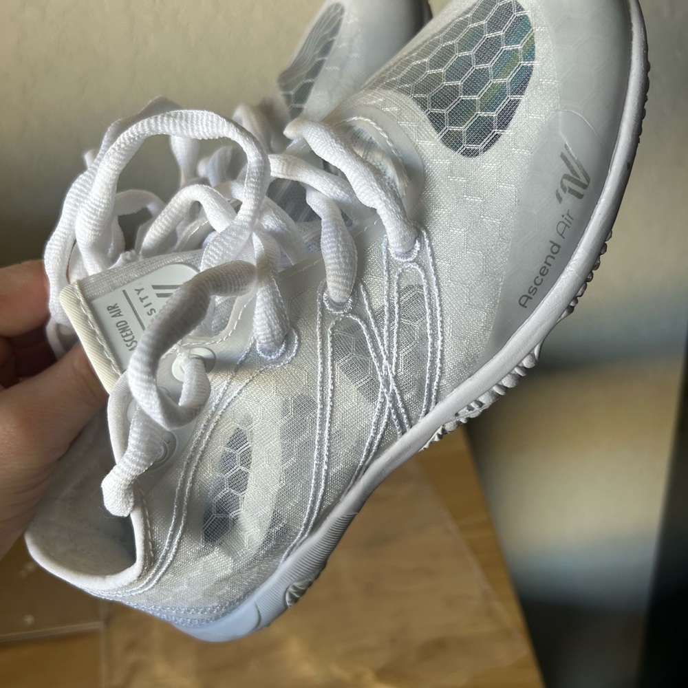 Ascend Kids' White Athletic Sneakers